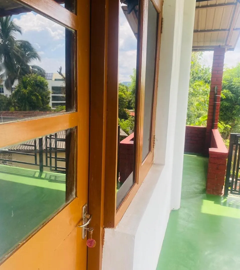 בית הארחה קנדי Oneview Chalet